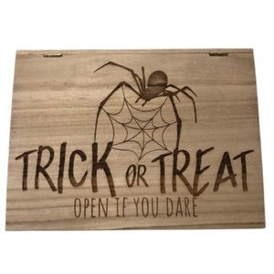 Halloween Trick or Treat Decor Box